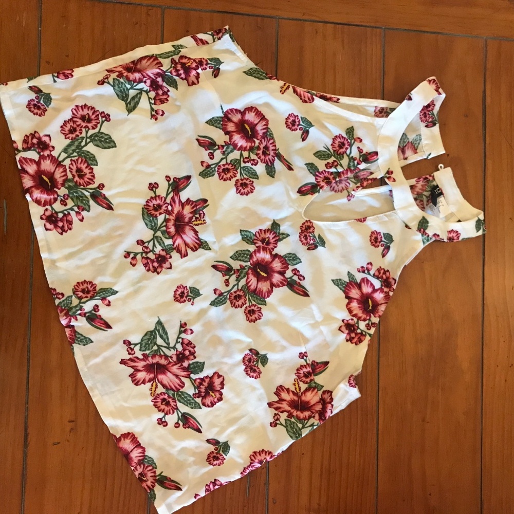 H&M floral crop top